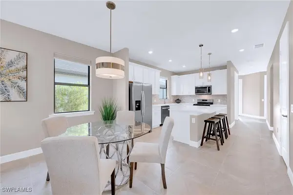 20590 Pebble Glen Drive, Estero, FL 33928