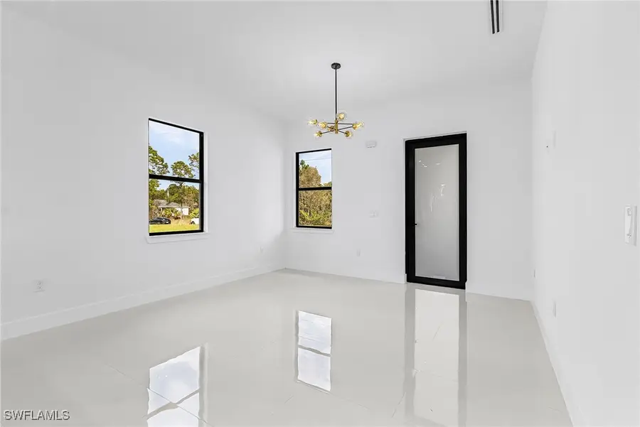 920 Anaconda Avenue S, Lehigh Acres, FL 33974 - Image #3