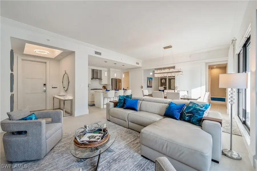 1135 3rd Avenue S #304, Naples, FL 34102 - Image #3