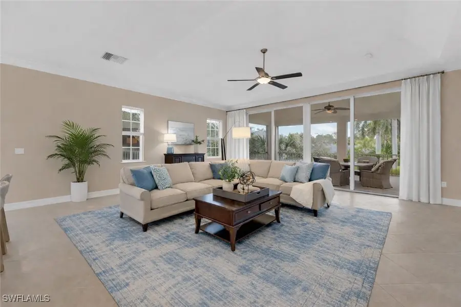 7116 Lemuria Circle #403, Naples, FL 34109 - Image #3