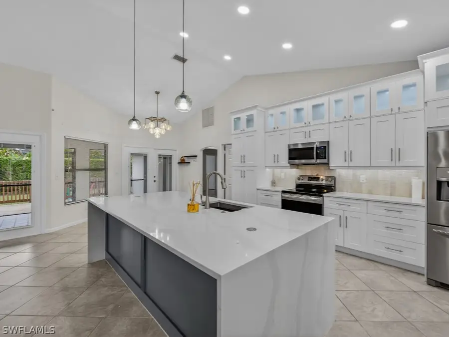 2264 Outrigger Lane, Naples, FL 34104 - Image #2