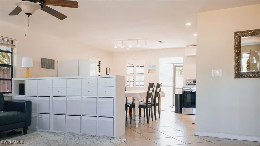 814 109th Avenue N, Naples, FL 34108 - #3