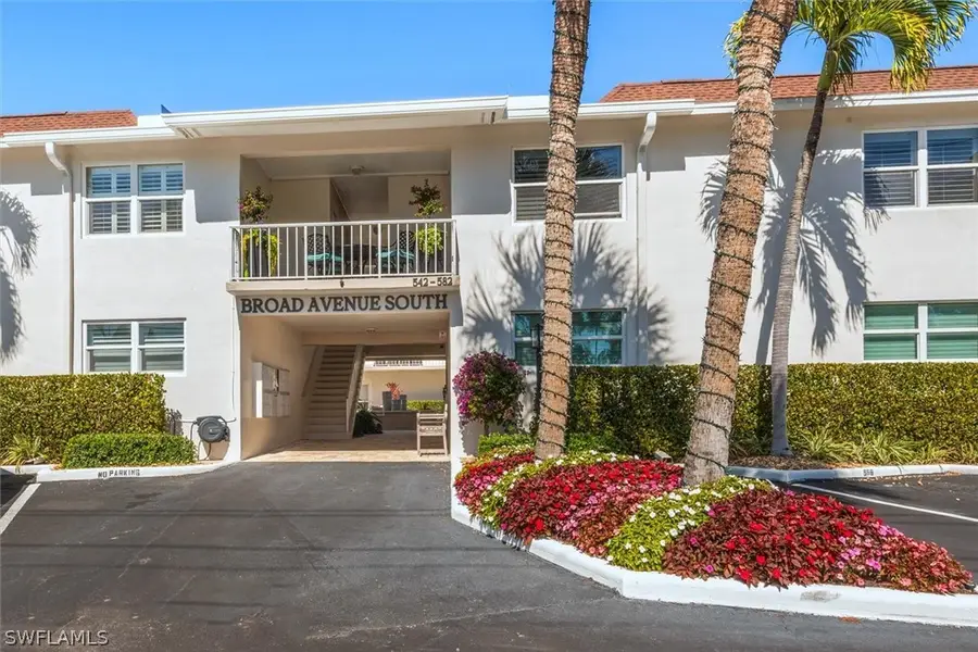 582 Broad Avenue S #582, Naples, FL 34102 - Image #2