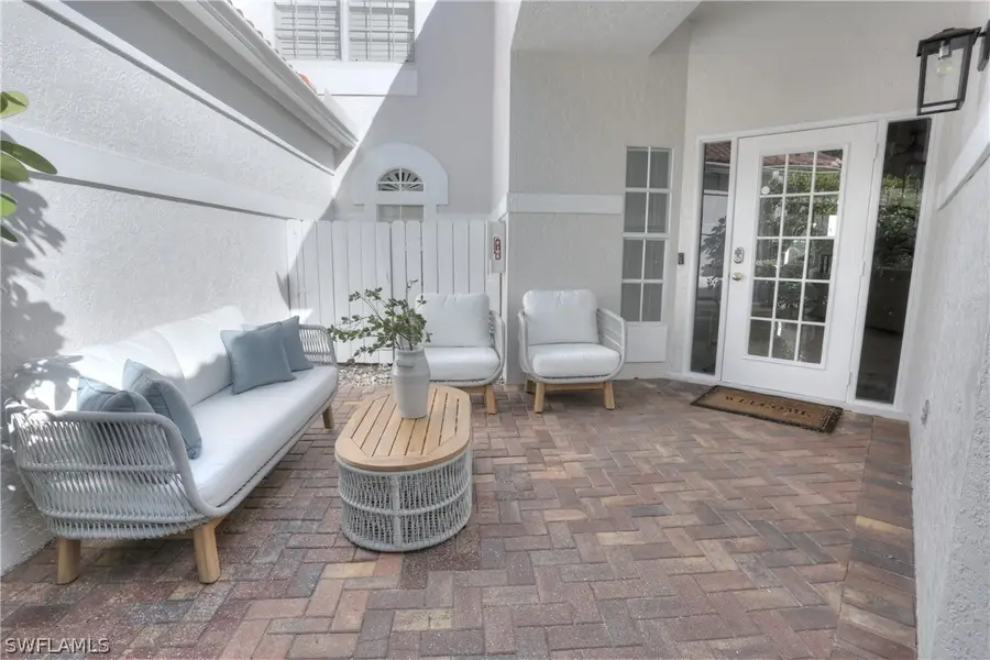 114 Amblewood Lane #9-903, Naples, FL 34105 - Image #2