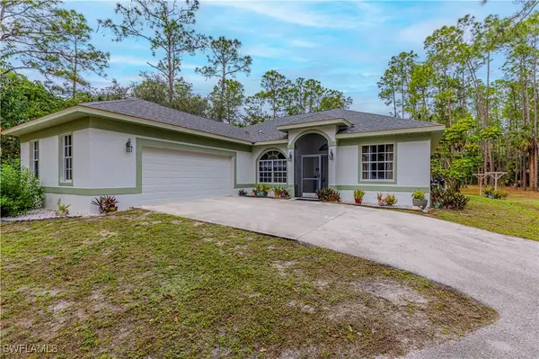 4065 10th Avenue Se, Naples, FL 34117