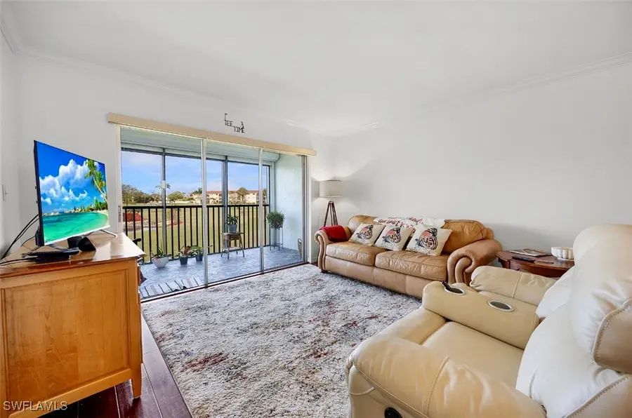 49 High Point Circle S #208, Naples, FL 34103 - #2