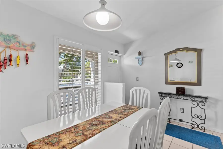 864 Gulf Pavilion Drive #202, Naples, FL 34108 - #3