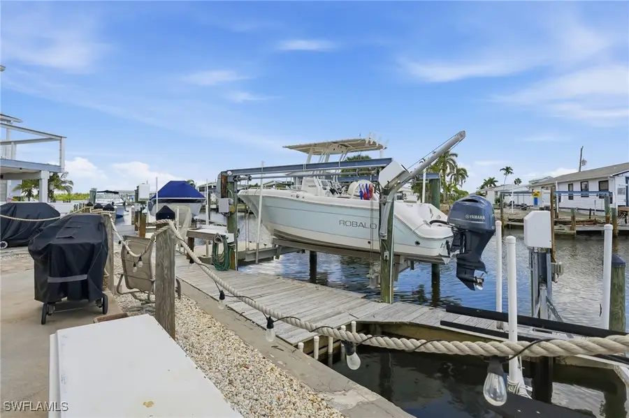 850 Oak Street, Fort Myers Beach, FL 33931 - #3