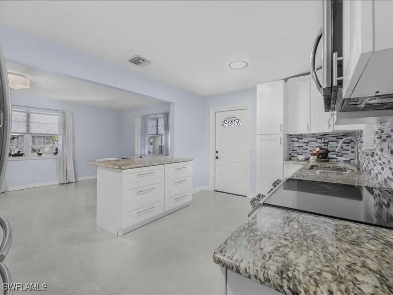 77 Glenmont Drive W, North Fort Myers, FL 33917 - Image #2