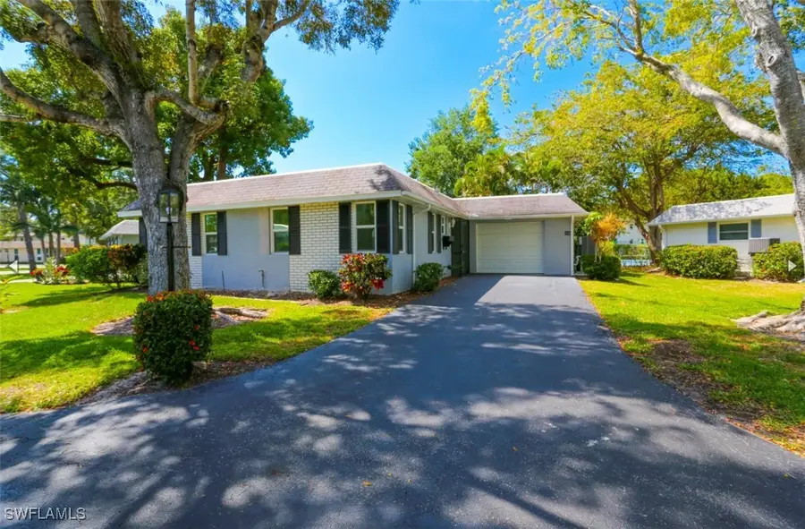 225 Georgetown Boulevard, Naples, FL 34112 - Image #2