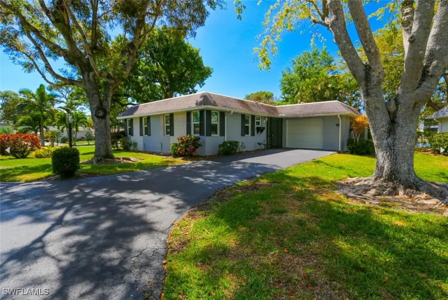 225 Georgetown Boulevard, Naples, FL 34112 - Image #3