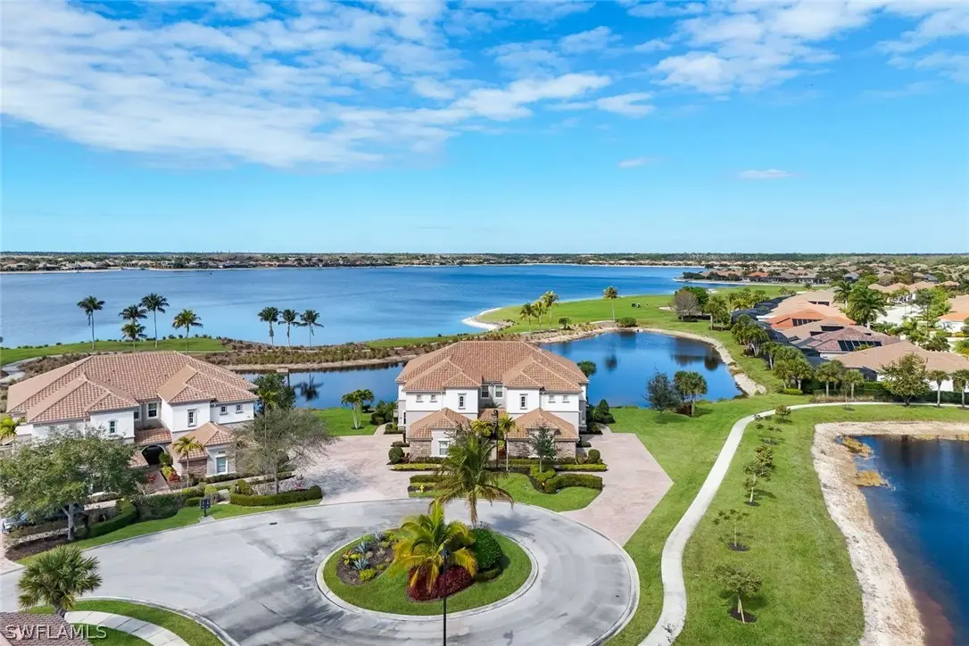 9060 Siesta Bay Drive #101, Naples, FL 34120 - Image #1