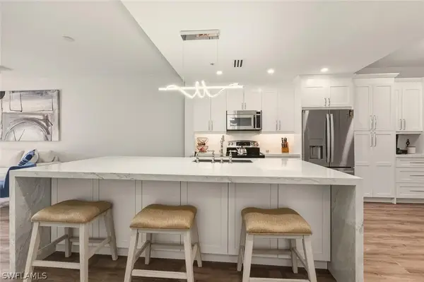 6820 Sterling Greens Place #2105, Naples, FL 34104