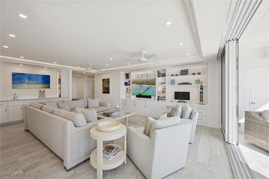 4051 Gulf Shore Boulevard N #405, Naples, FL 34103 - Image #2