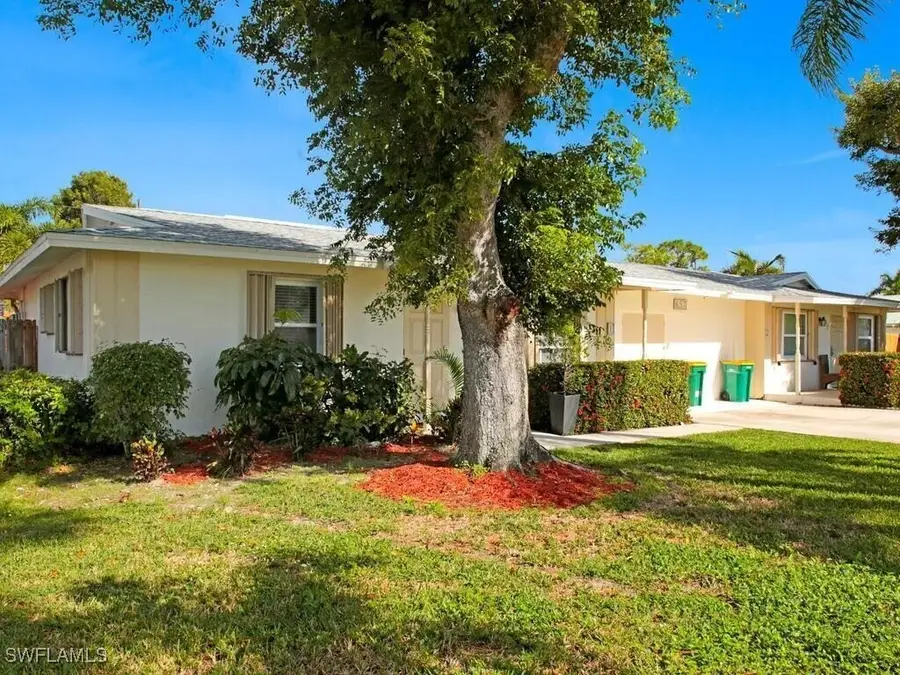 657 93rd Avenue N #2, Naples, FL 34108 - #3