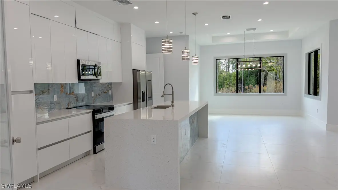 3302 64th Ne Avenue, Naples, FL 34120 - Image #1