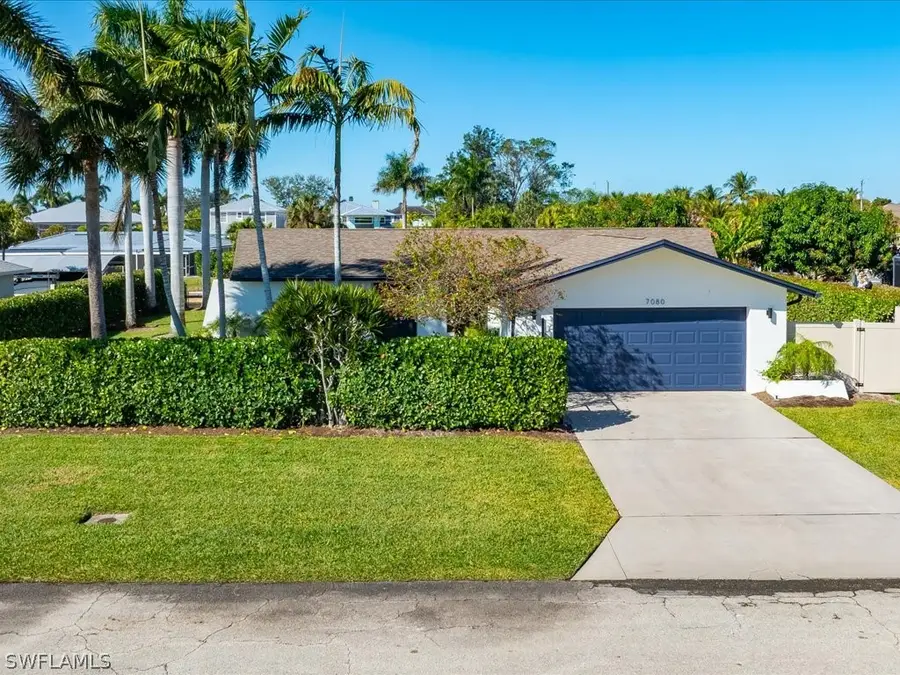 27080 Flossmoor Drive, Bonita Springs, FL 34135 - Image #2