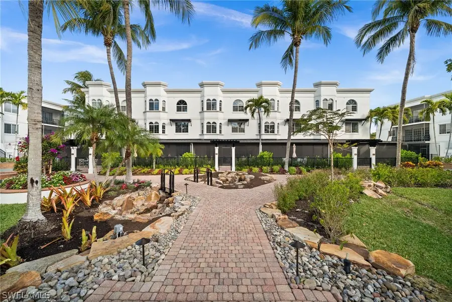 441 4th Avenue S #304, Naples, FL 34102 - Image #3