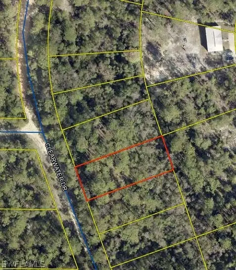 Clearwater Dr Drive, Defuniak Springs, FL 32433
