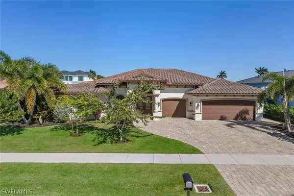 137 Hollyhock Court, Marco Island, FL 34145