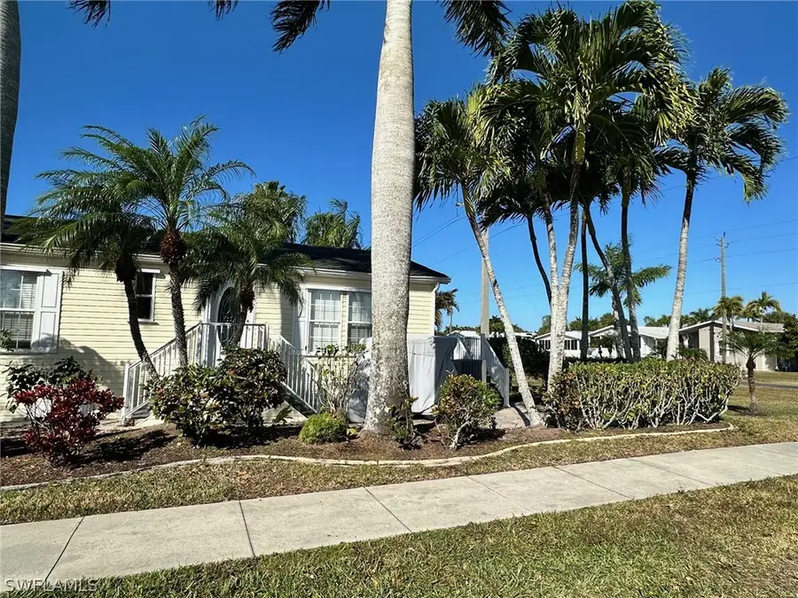 1671 Diamond Lake Circle, Naples, FL 34114 - #3