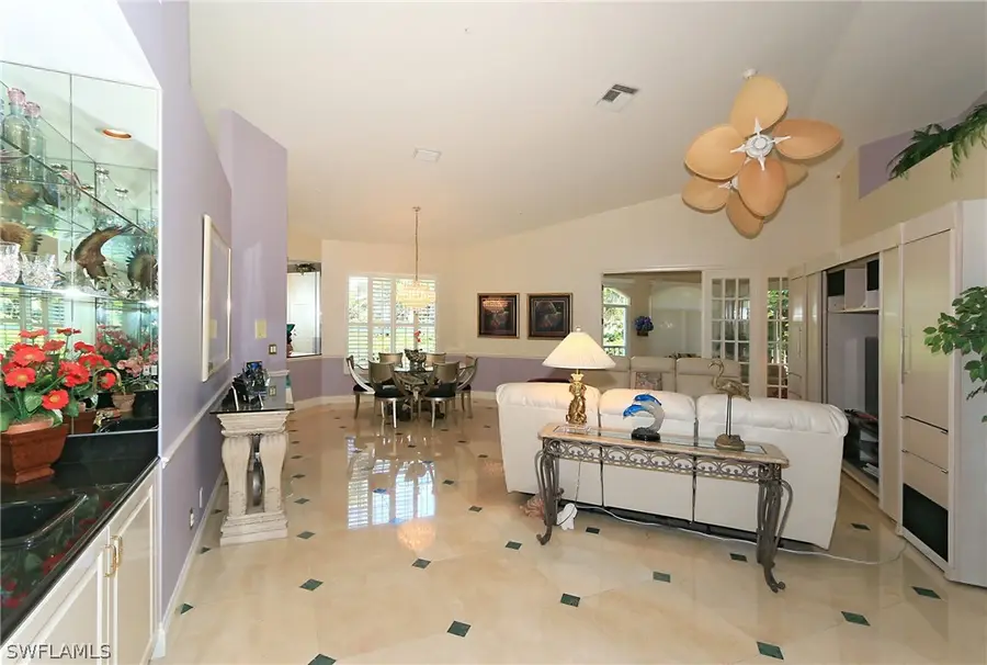 267 Colonade Cir #2704, Naples, FL 34103 - Image #3