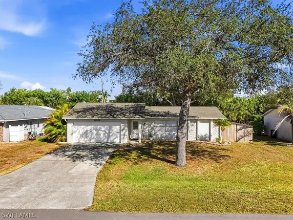 18489 Sandy Cove Drive, Fort Myers, FL 33967