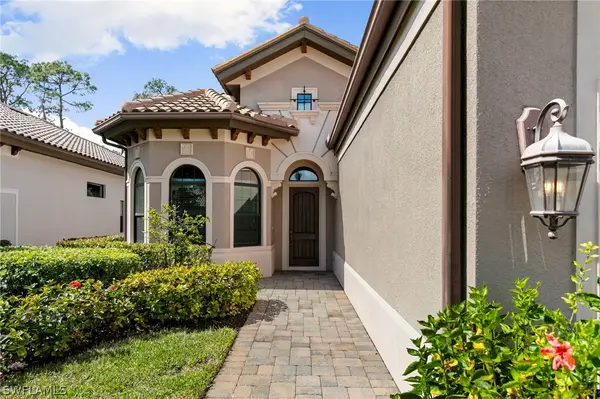 7347 Lantana Circle, Naples, FL 34119