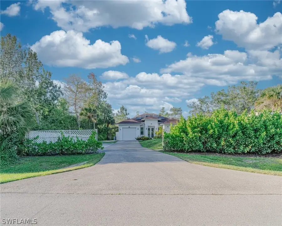 233 39th Avenue Ne, Naples, FL 34120 - #3