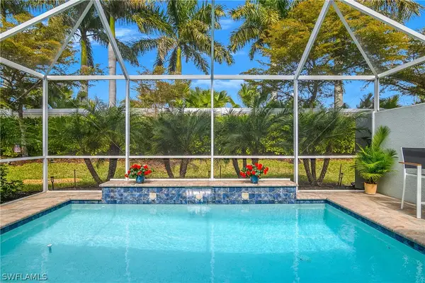 10755 Manatee Key Lane, Estero, FL 33928