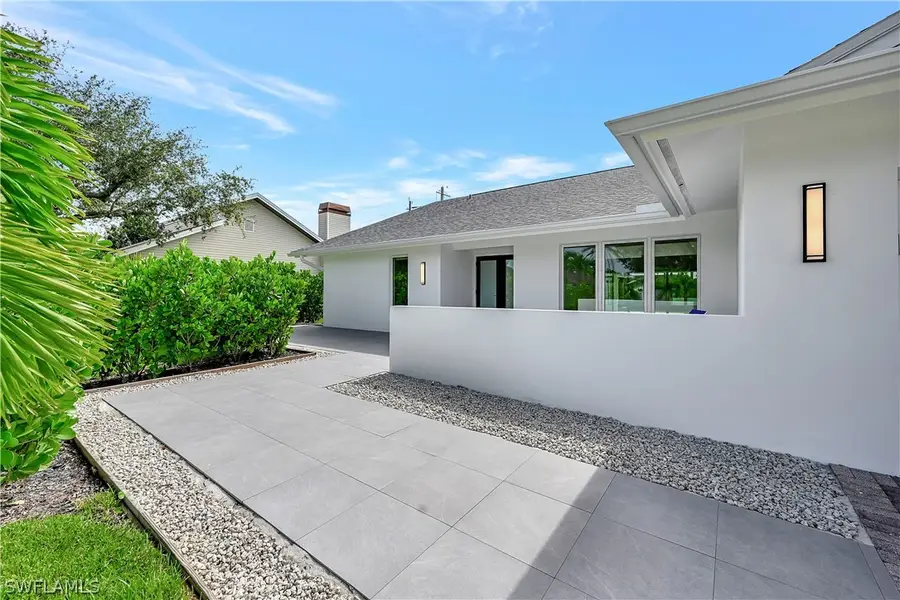 2517 Kings Lake Boulevard, Naples, FL 34112 - #2