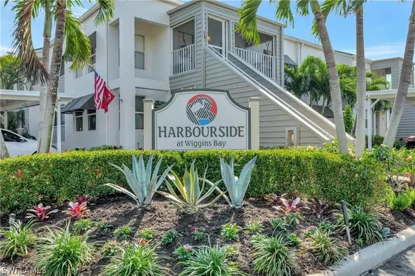 523 Club Side Drive #2-523, Naples, FL 34110