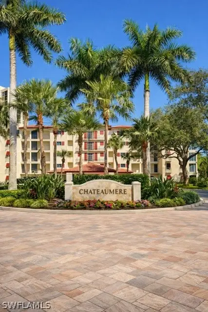 6040 Pelican Bay Boulevard #D101, Naples, FL 34108