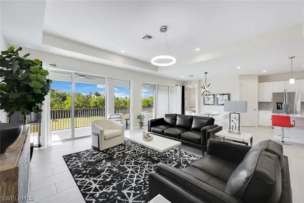 303 Indies Drive W #202, Naples, FL 34114