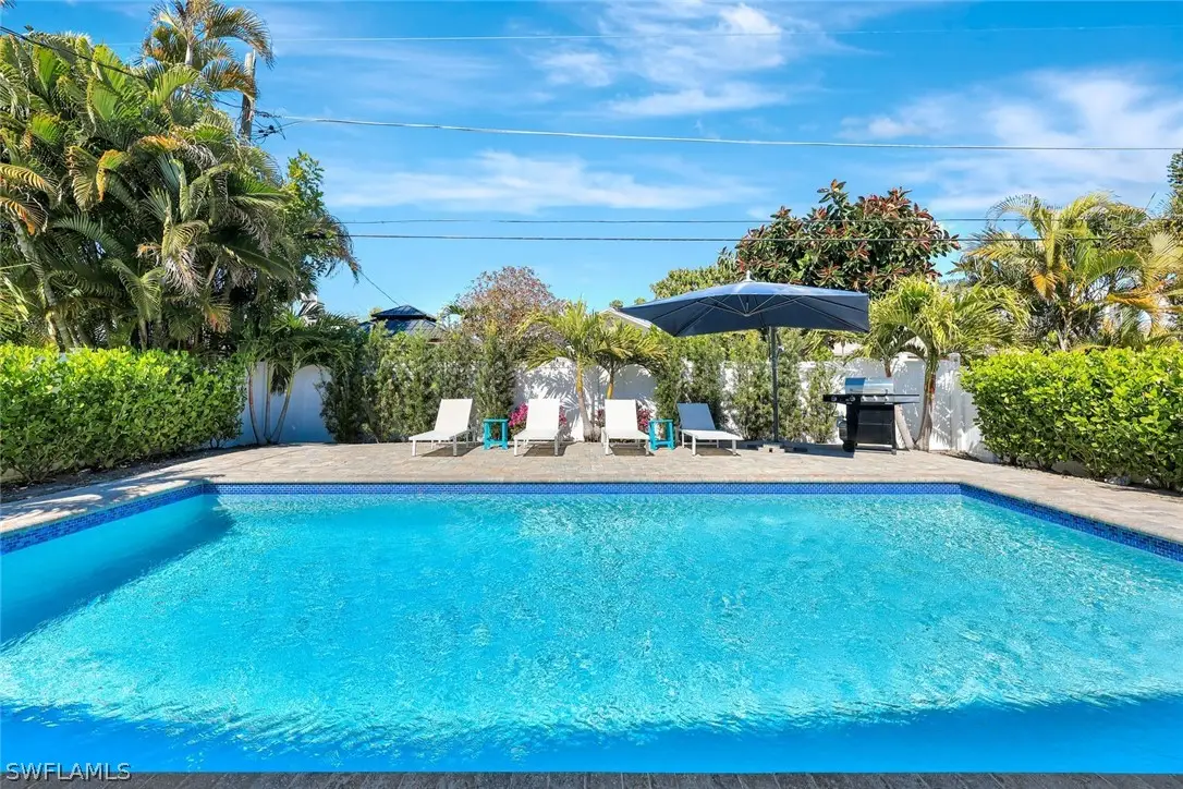 761 99th Avenue N, Naples, FL 34108 - #1