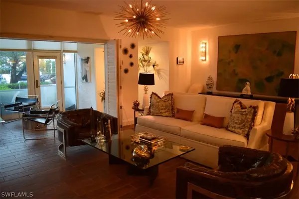 5817 Glencove Drive #402, Naples, FL 34108