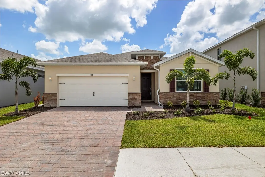 551 Spring Hill Lake Loop, Cape Coral, FL 33993 - #1