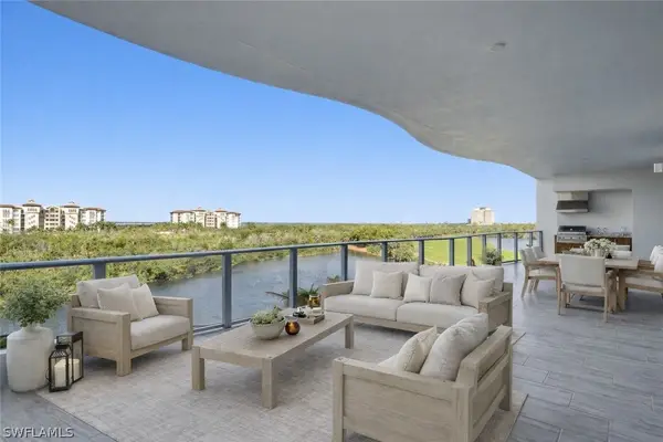 4810 Pelican Colony #404, Bonita Springs, FL 34134