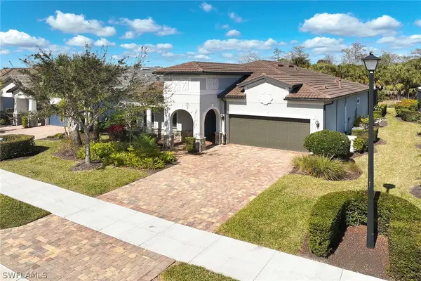 9395 Greyhawk Trail, Naples, FL 34120