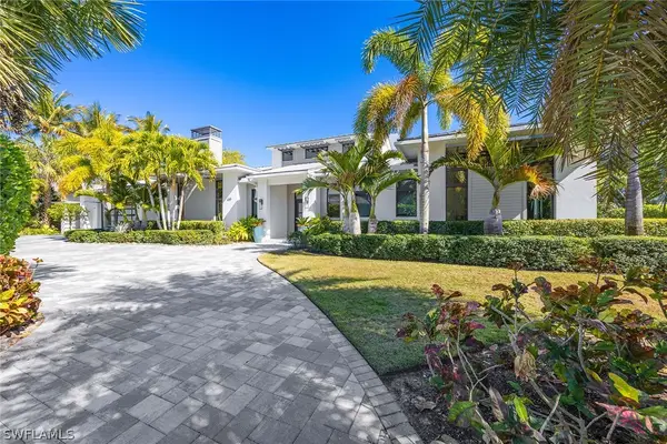 1300 Nautilus Road, Naples, FL 34102