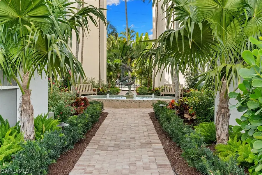 1300 Gulf Shore Boulevard N #102, Naples, FL 34102 - #3