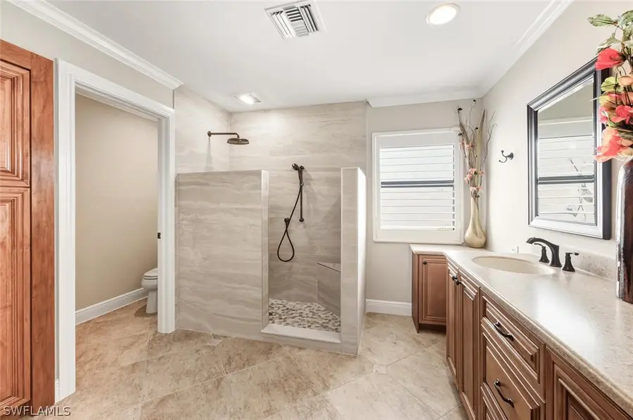 738 Reef Point Circle, Naples, FL 34108 - #3