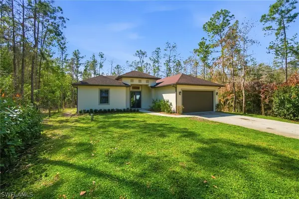 4380 2nd Avenue Ne, Naples, FL 34120