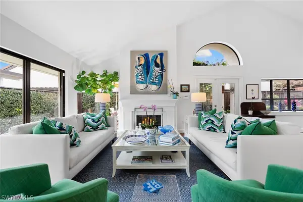 515 Bay Villas Lane #111, Naples, FL 34108