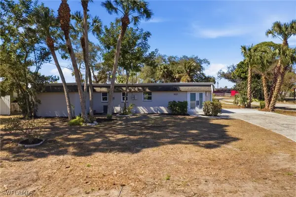 1021 April Lane, North Fort Myers, FL 33903