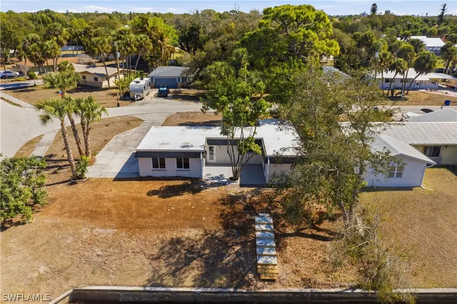 1021 April Lane, North Fort Myers, FL 33903 - #3