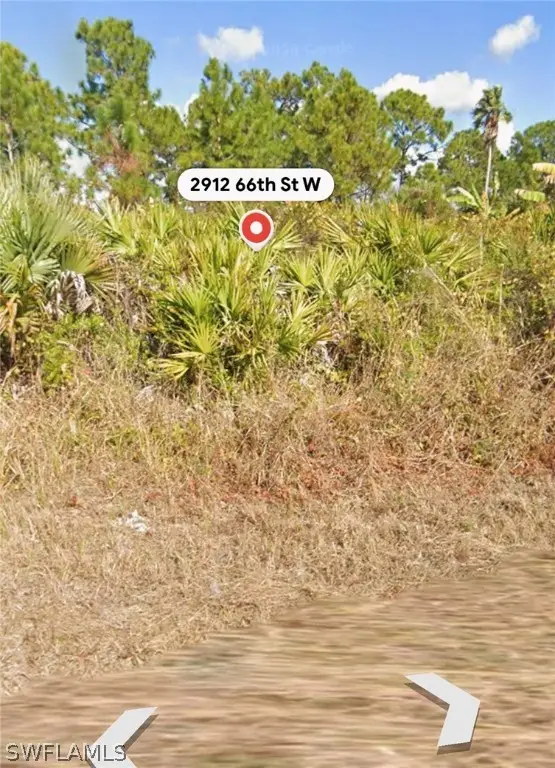 2912 66th Street W, Lehigh Acres, FL 33971