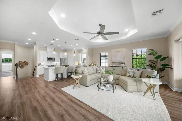 9685 Montelanico Loop #201, Naples, FL 34119