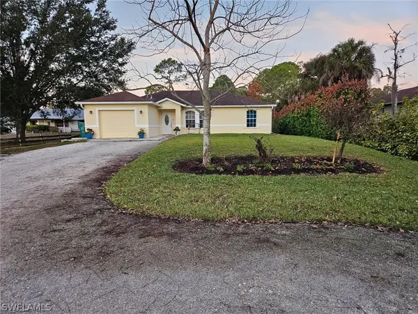 521 18th Street Se, Naples, FL 34117