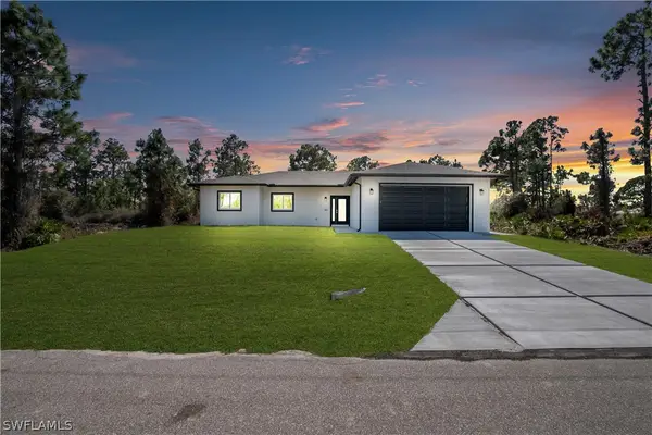 828 Genoa Avenue S, Lehigh Acres, FL 33974